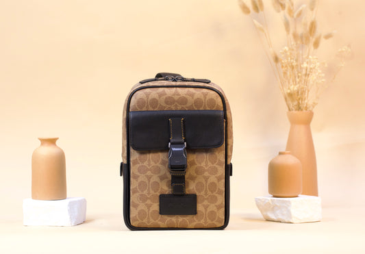 COACH CX880 TRACK PACK IN SIGNATURE TAN/BLACK