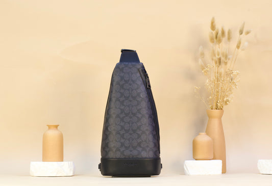 COACH CY801 DOMINIC SLING SIGNATURE CHARCOAL/BLACK