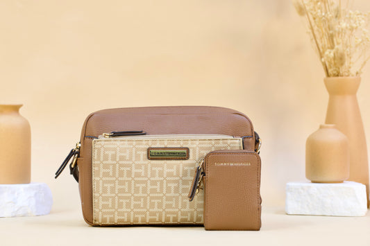 TOMMY HILFIGER 69J4488 BROWN