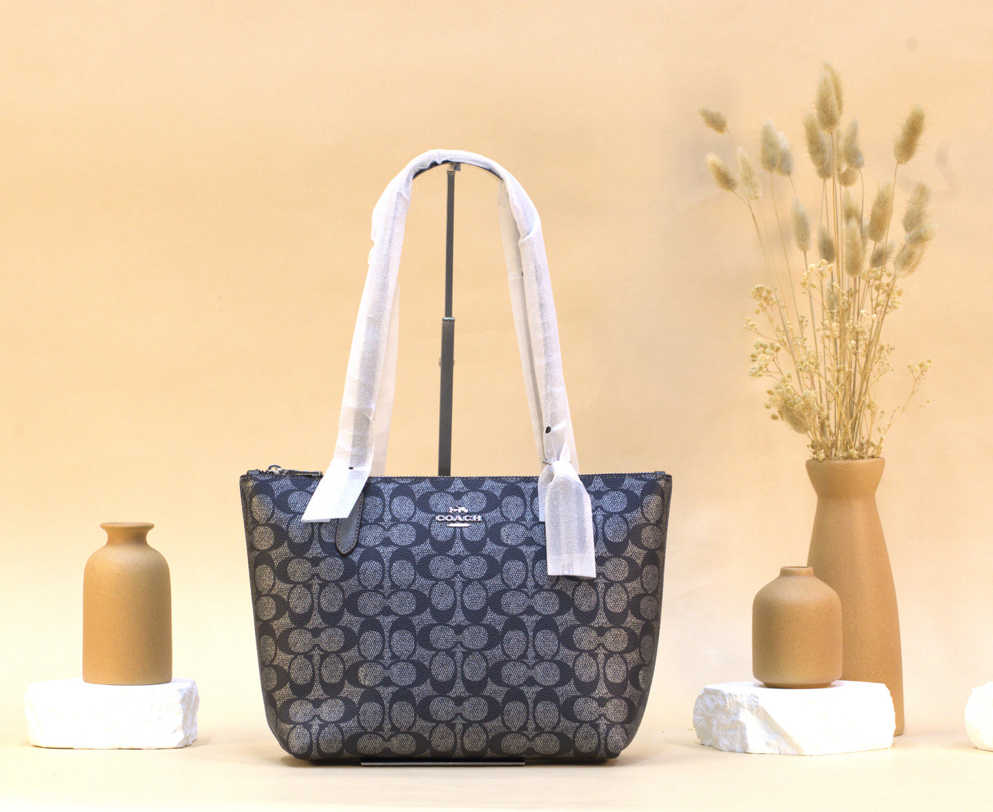 COACH CW396 MTL SIG FIONA TOTE GUNMETAL MULTI