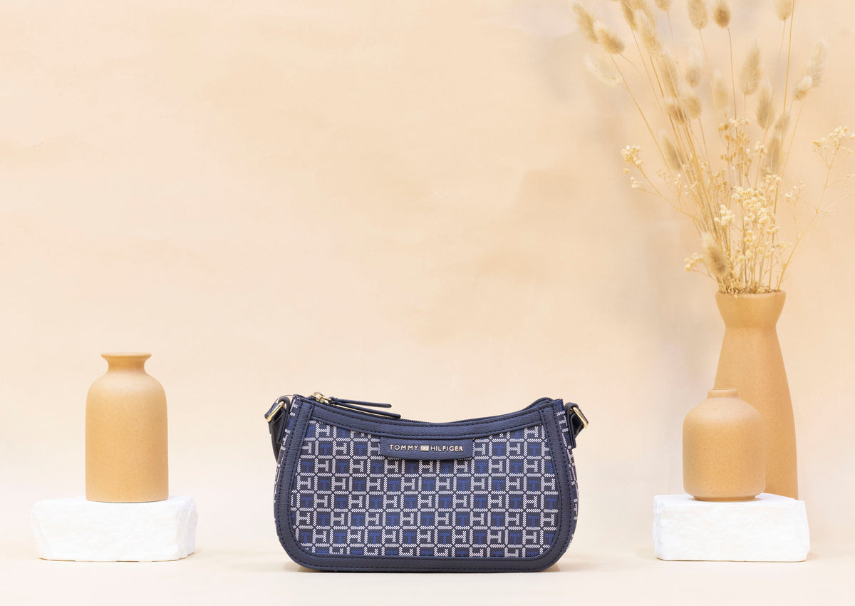 TOMMY HILFIGER XWI0285 971 SHOULDER BAG BLUE
