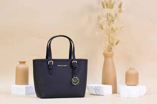 MICHAEL KORS 35T9GTVT0L JET SET TRAVEL CRYL CONV TZ TOTE BLACK