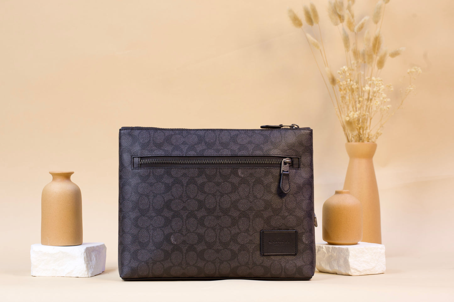 COACH CW448 CARRIER CB SIG CHARCOAL BLACK