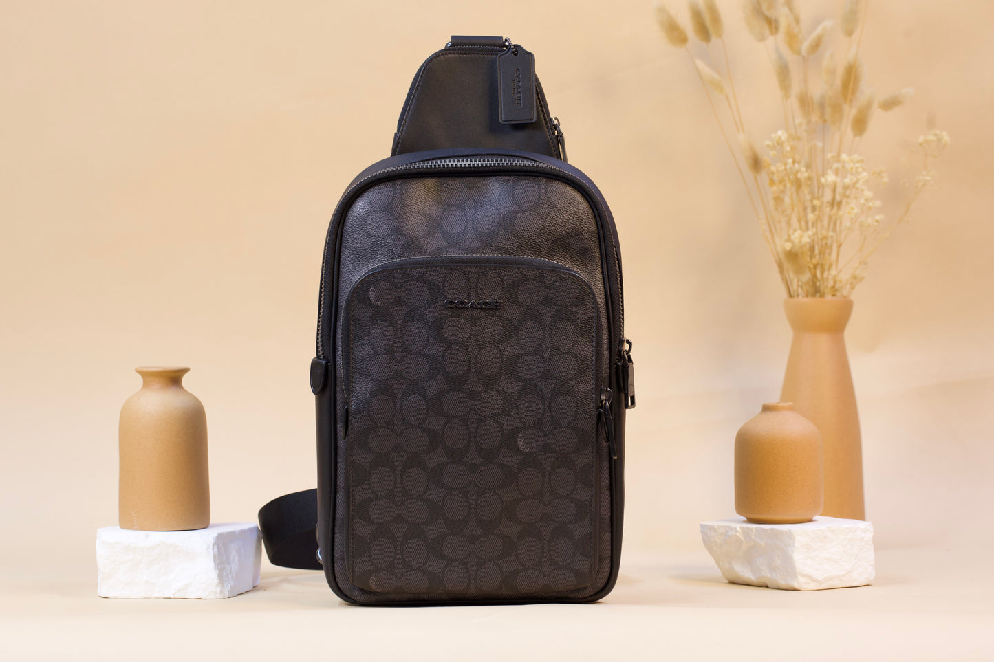 COACH CV918 ETHAN PACK IN SIGNATURE CHARCOAL/BLACK