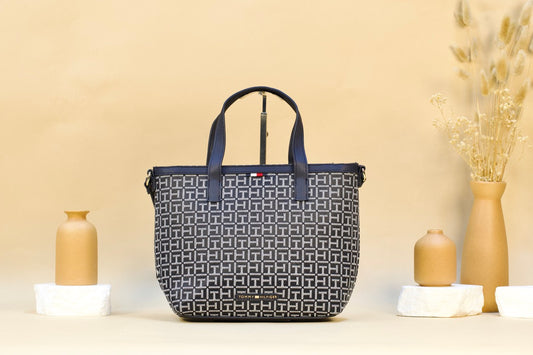 TOMMY HILFIGER 69JA961 410 2B2 BLUE