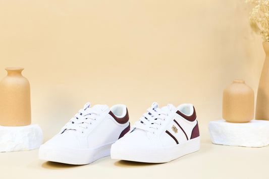 TOMMY HILFIGER SHOES US 8 WHITE