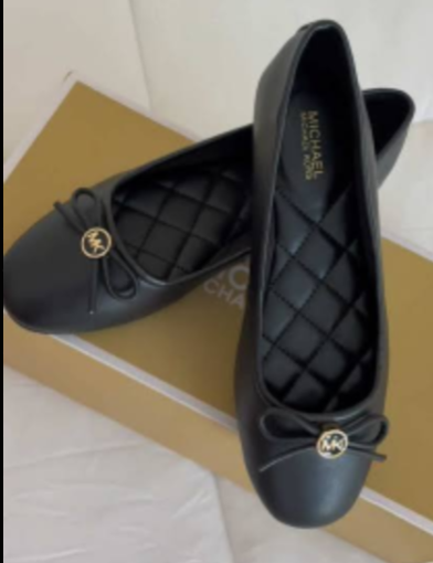 MK SAVANNAH BLACK US 6