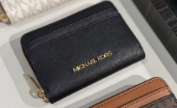 Michael Kors Jet Set Travel Medium Saffiano leather wallet Black