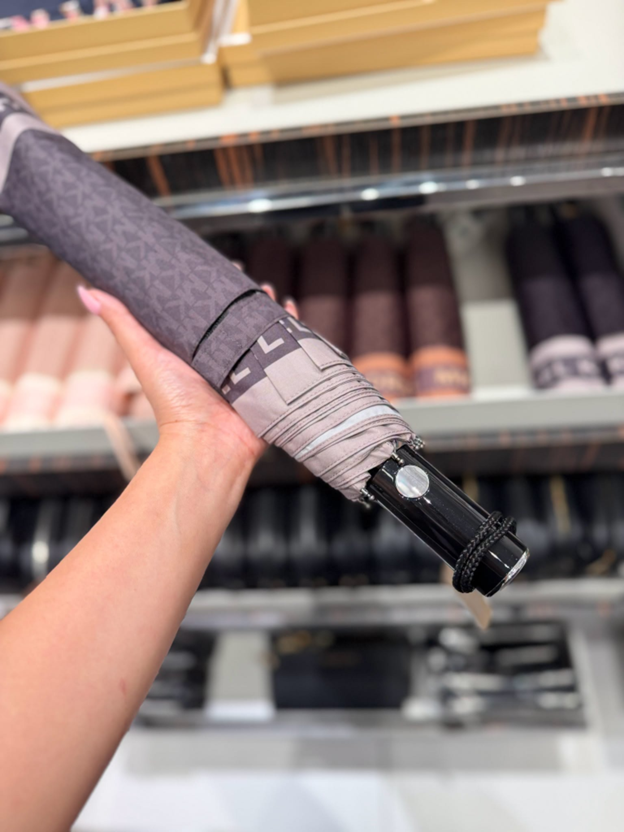 MK UMBRELLA BLACK