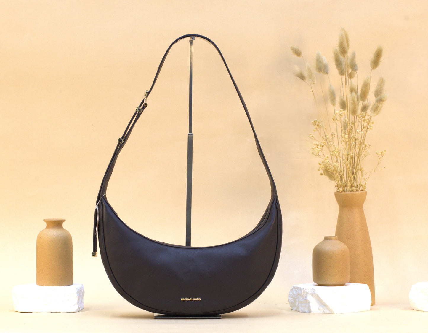 MICHAEL KORS 32T4G1UC6L AVRA MEDIUM CONVERTIBLE SLING CROSSBODY CHOCOLATE