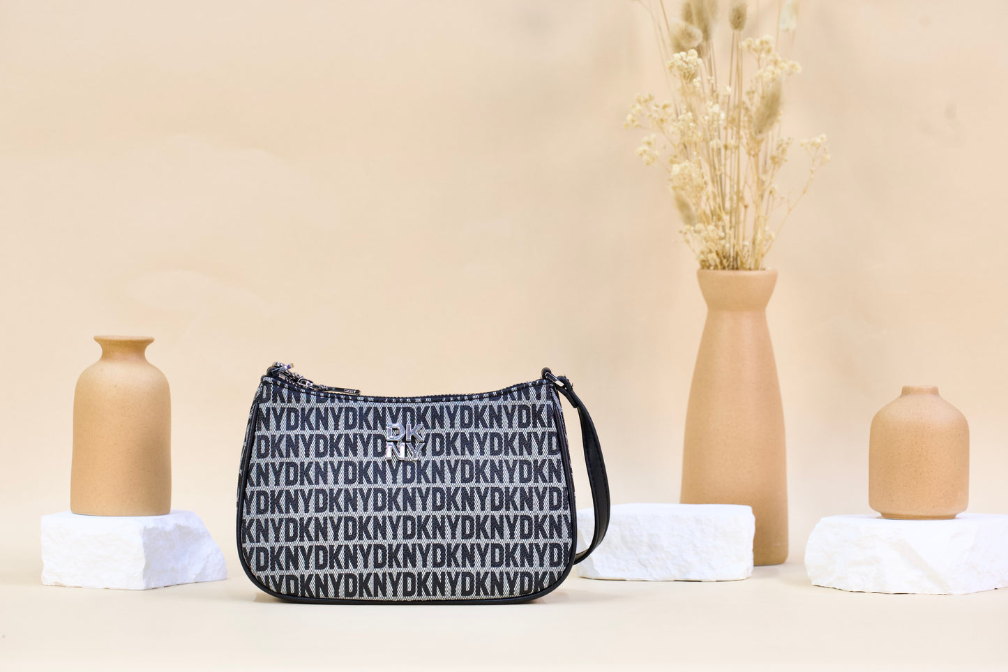 DKNY R5132K37 PENNY TZ SHOULDER BAG BLACK