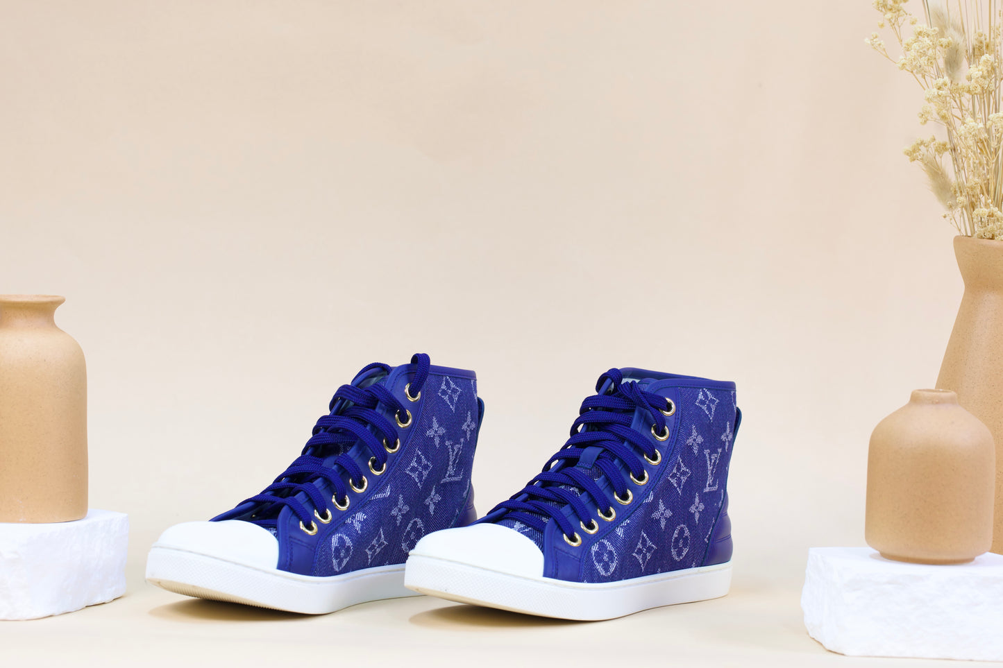 LOUIS VUITTON DENIM SNEAKERS 36 1/2